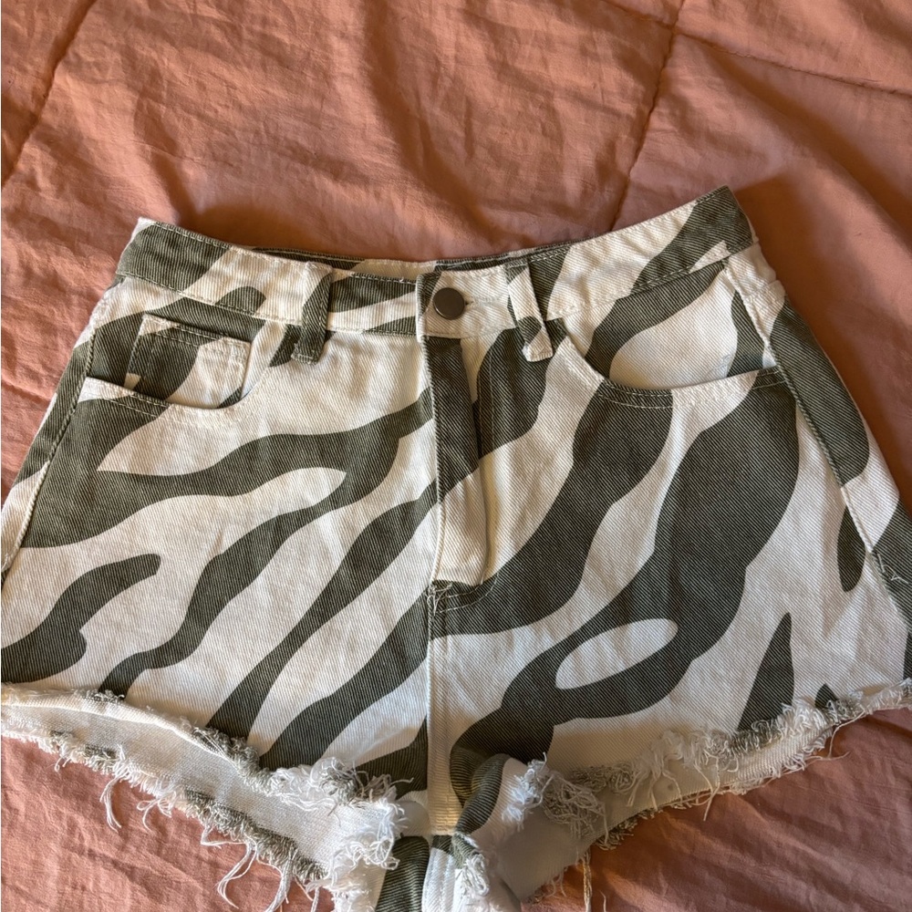 Stylish Zebra Print Women's Shorts